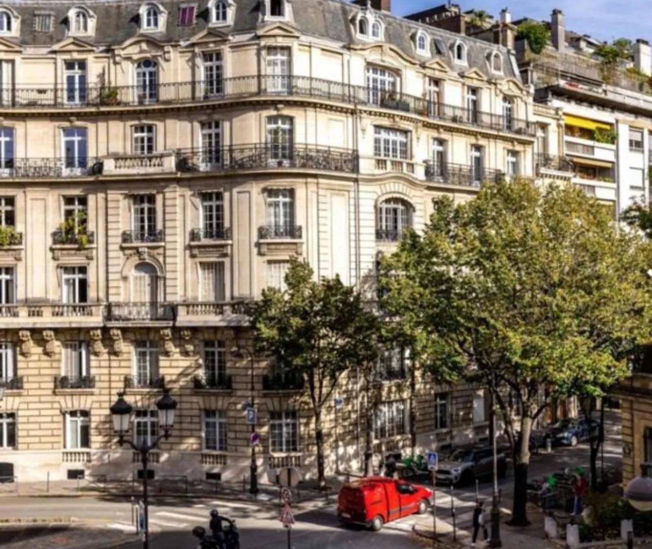 Luxe 16 Paris